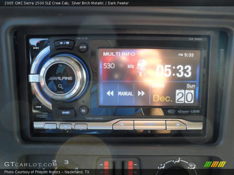 Silver Birch Metallic / Dark Pewter 2005 GMC Sierra 1500 SLE Crew Cab