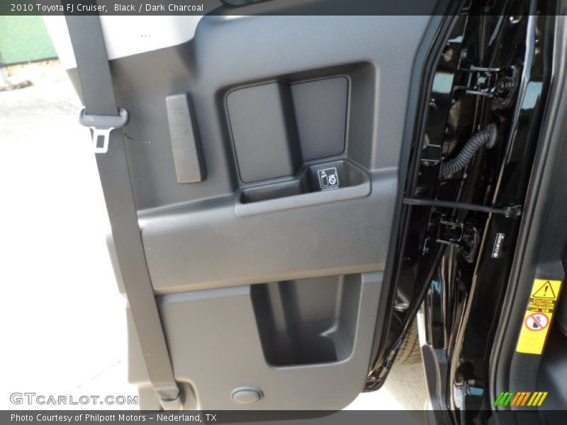 Black / Dark Charcoal 2010 Toyota FJ Cruiser