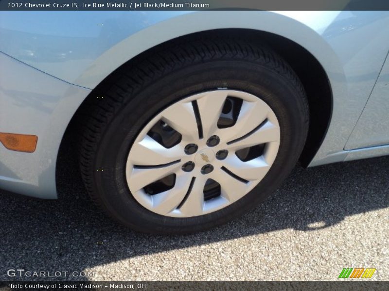Ice Blue Metallic / Jet Black/Medium Titanium 2012 Chevrolet Cruze LS