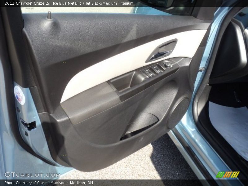 Ice Blue Metallic / Jet Black/Medium Titanium 2012 Chevrolet Cruze LS