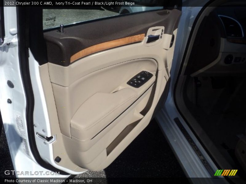 Ivory Tri-Coat Pearl / Black/Light Frost Beige 2012 Chrysler 300 C AWD