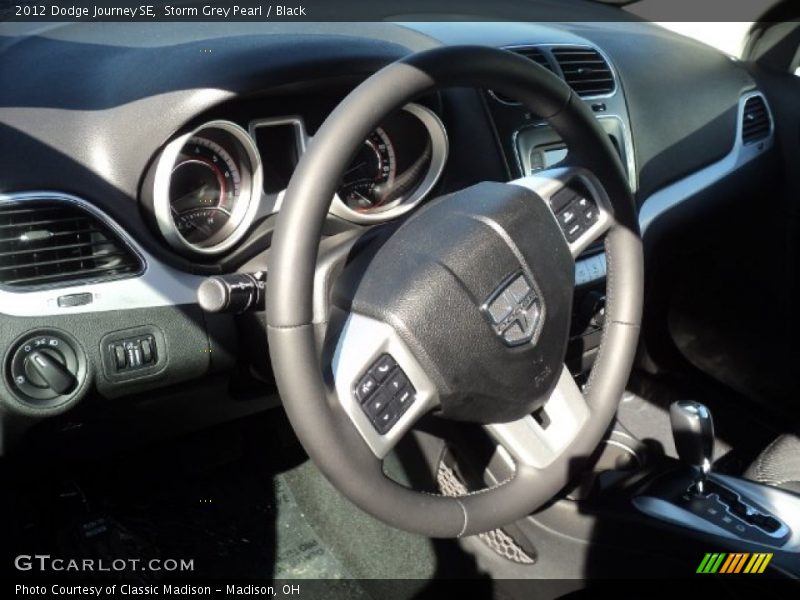 Storm Grey Pearl / Black 2012 Dodge Journey SE