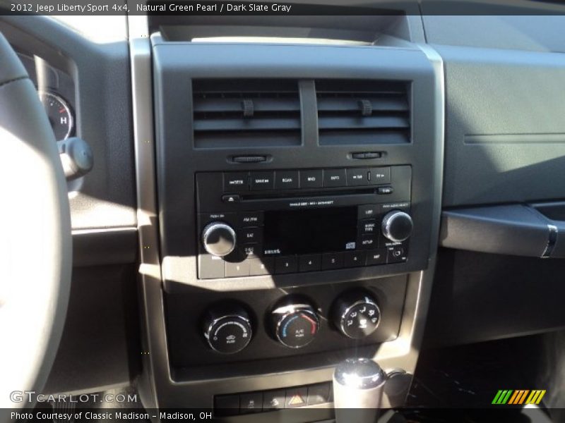Natural Green Pearl / Dark Slate Gray 2012 Jeep Liberty Sport 4x4