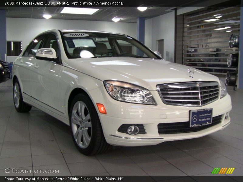 Arctic White / Almond/Mocha 2009 Mercedes-Benz C 300 4Matic