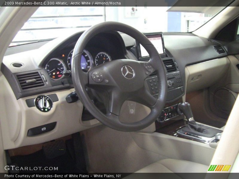 Arctic White / Almond/Mocha 2009 Mercedes-Benz C 300 4Matic