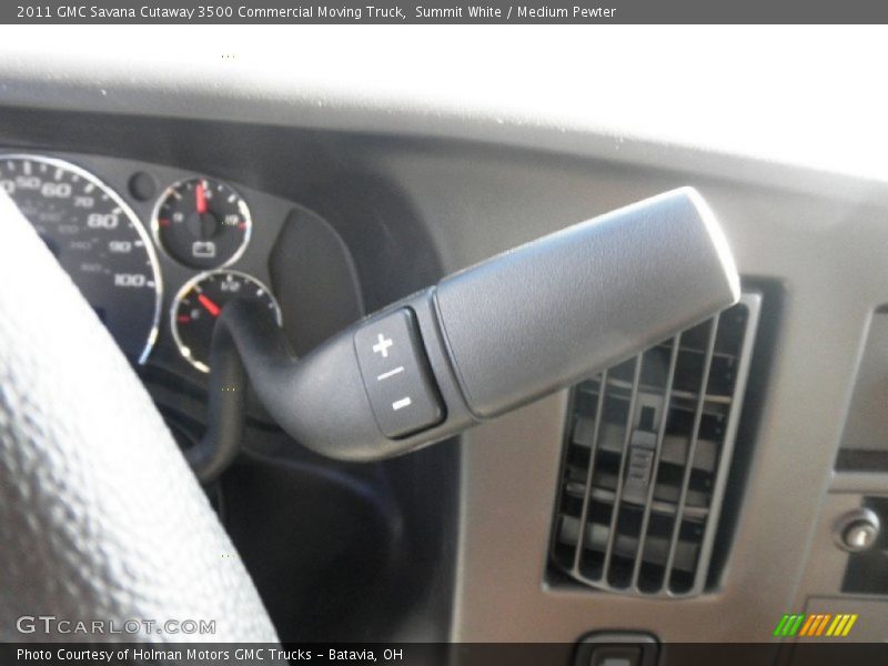 Summit White / Medium Pewter 2011 GMC Savana Cutaway 3500 Commercial Moving Truck