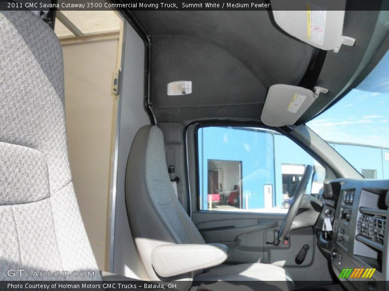 Summit White / Medium Pewter 2011 GMC Savana Cutaway 3500 Commercial Moving Truck