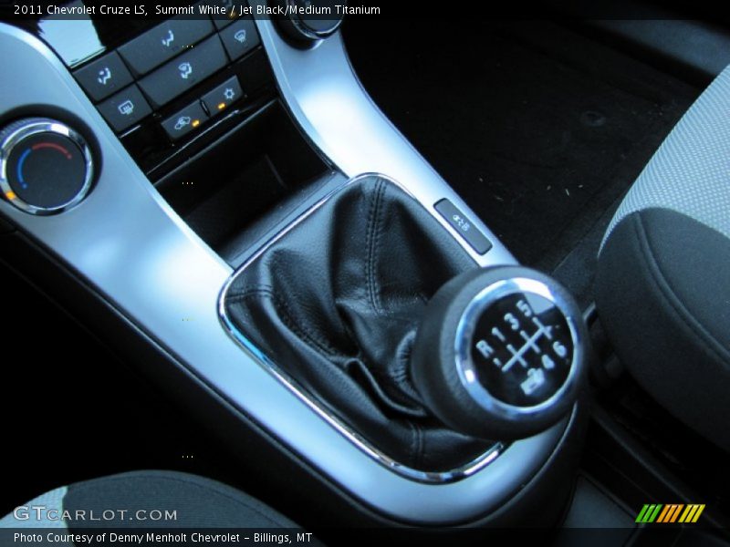Summit White / Jet Black/Medium Titanium 2011 Chevrolet Cruze LS