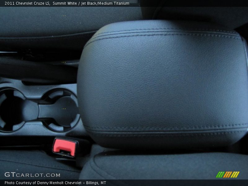 Summit White / Jet Black/Medium Titanium 2011 Chevrolet Cruze LS