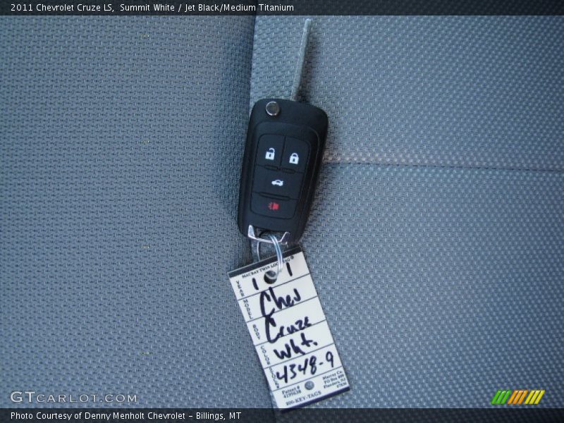 Summit White / Jet Black/Medium Titanium 2011 Chevrolet Cruze LS