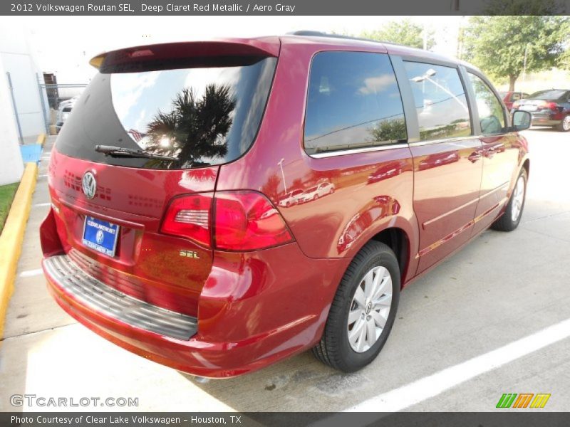 Deep Claret Red Metallic / Aero Gray 2012 Volkswagen Routan SEL