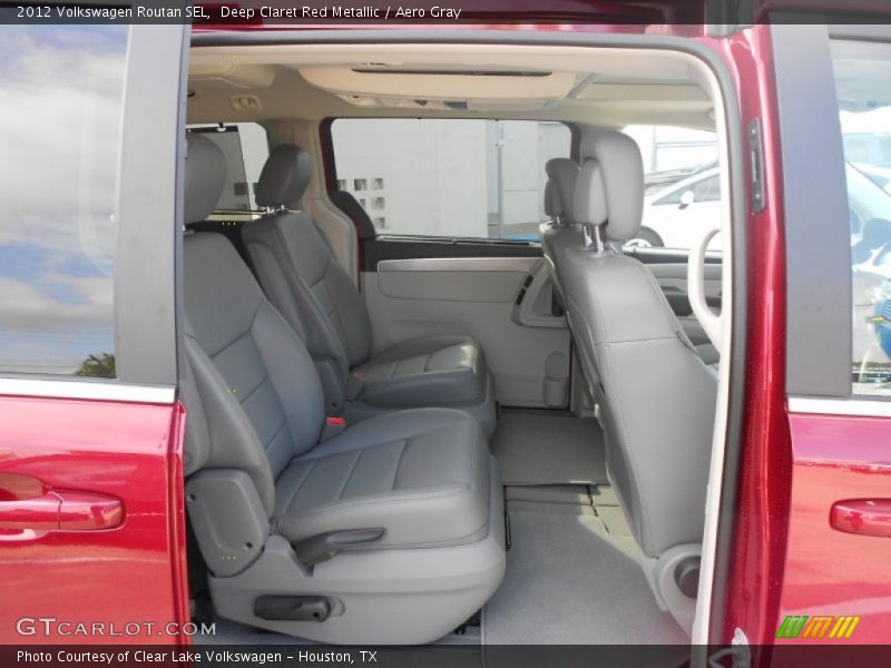  2012 Routan SEL Aero Gray Interior