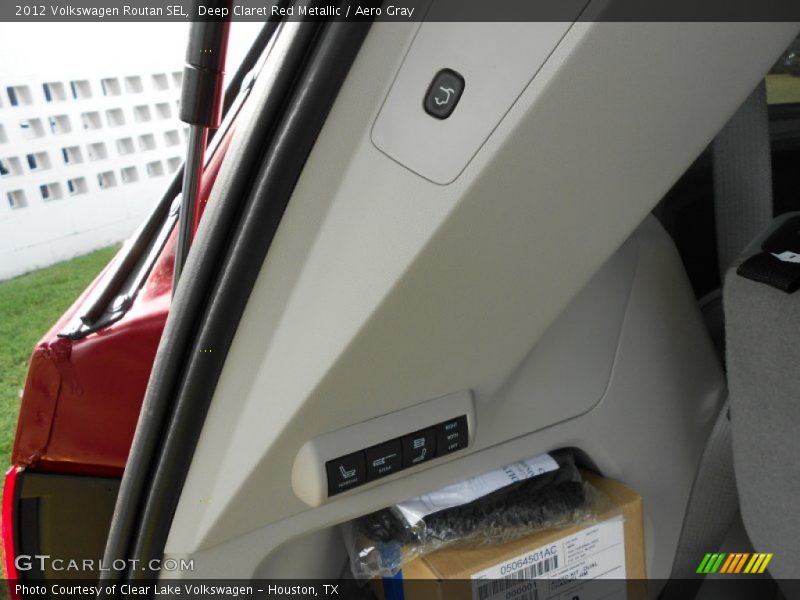 Deep Claret Red Metallic / Aero Gray 2012 Volkswagen Routan SEL