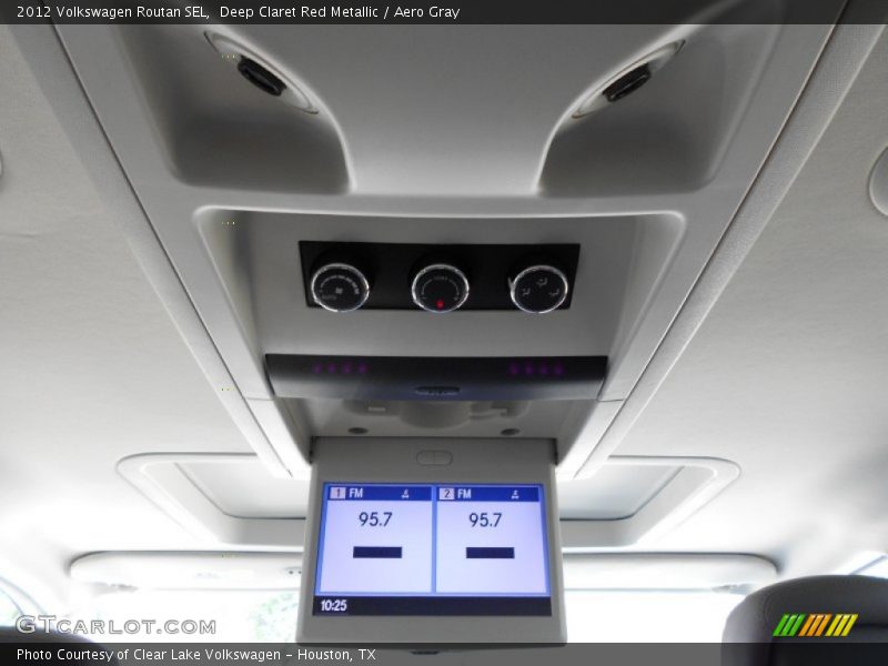Deep Claret Red Metallic / Aero Gray 2012 Volkswagen Routan SEL
