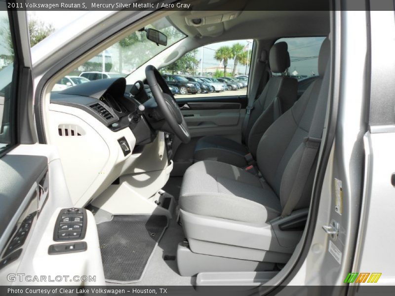 Mercury Silver Metallic / Aero Gray 2011 Volkswagen Routan S