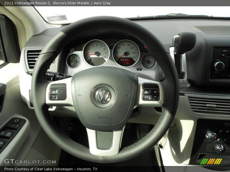Mercury Silver Metallic / Aero Gray 2011 Volkswagen Routan S
