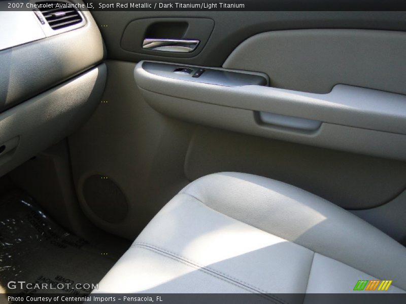 Sport Red Metallic / Dark Titanium/Light Titanium 2007 Chevrolet Avalanche LS
