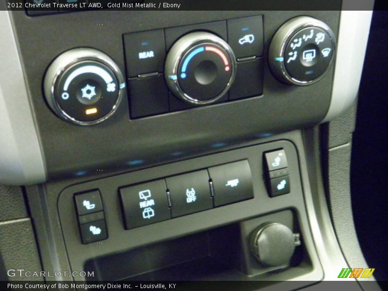 Controls of 2012 Traverse LT AWD