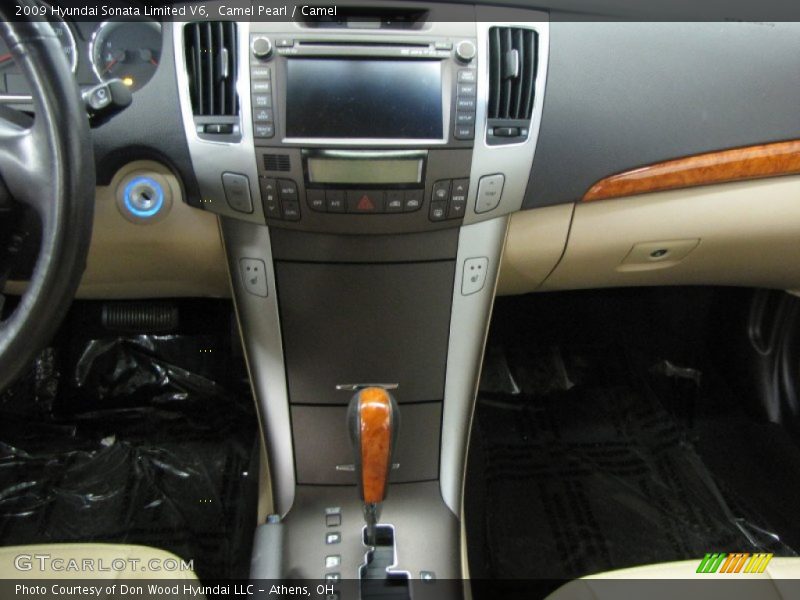 Camel Pearl / Camel 2009 Hyundai Sonata Limited V6