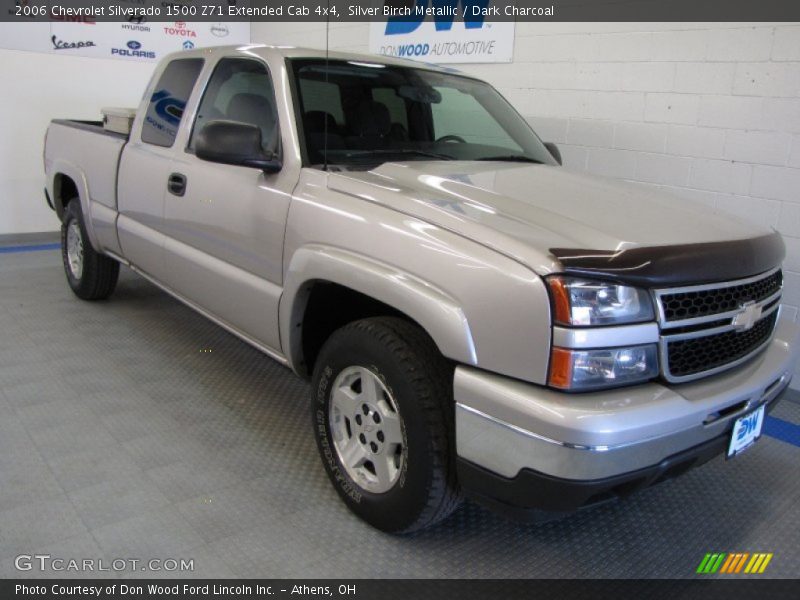 Silver Birch Metallic / Dark Charcoal 2006 Chevrolet Silverado 1500 Z71 Extended Cab 4x4