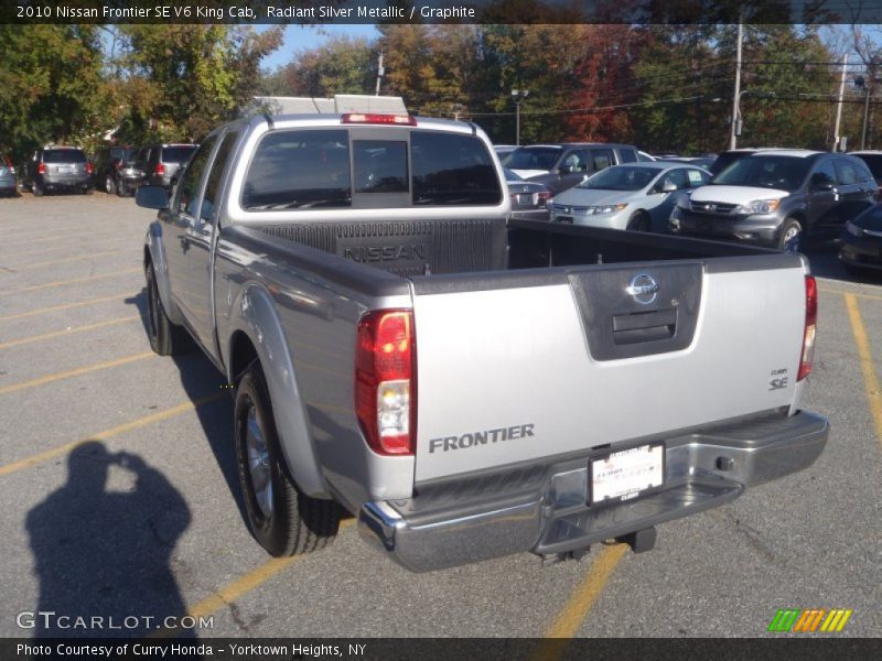 Radiant Silver Metallic / Graphite 2010 Nissan Frontier SE V6 King Cab