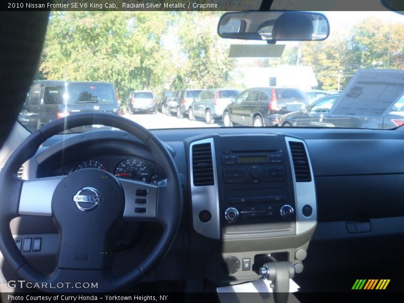 Radiant Silver Metallic / Graphite 2010 Nissan Frontier SE V6 King Cab