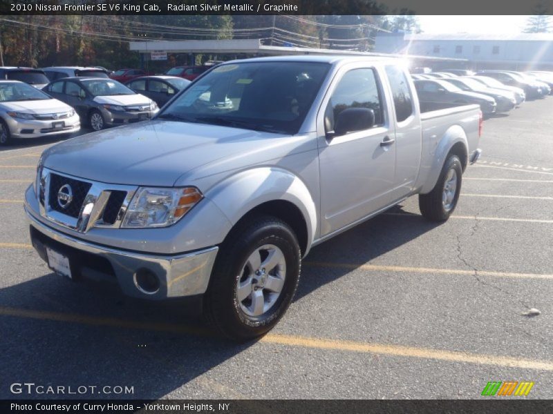 Radiant Silver Metallic / Graphite 2010 Nissan Frontier SE V6 King Cab