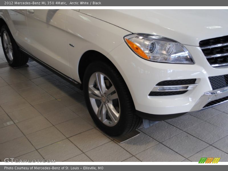 Arctic White / Black 2012 Mercedes-Benz ML 350 4Matic
