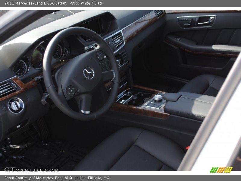 Arctic White / Black 2011 Mercedes-Benz E 350 Sedan