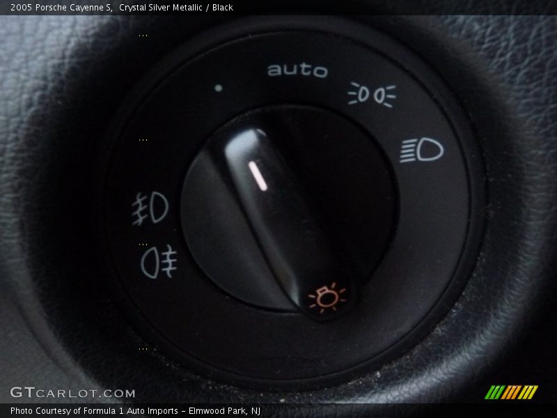 Crystal Silver Metallic / Black 2005 Porsche Cayenne S