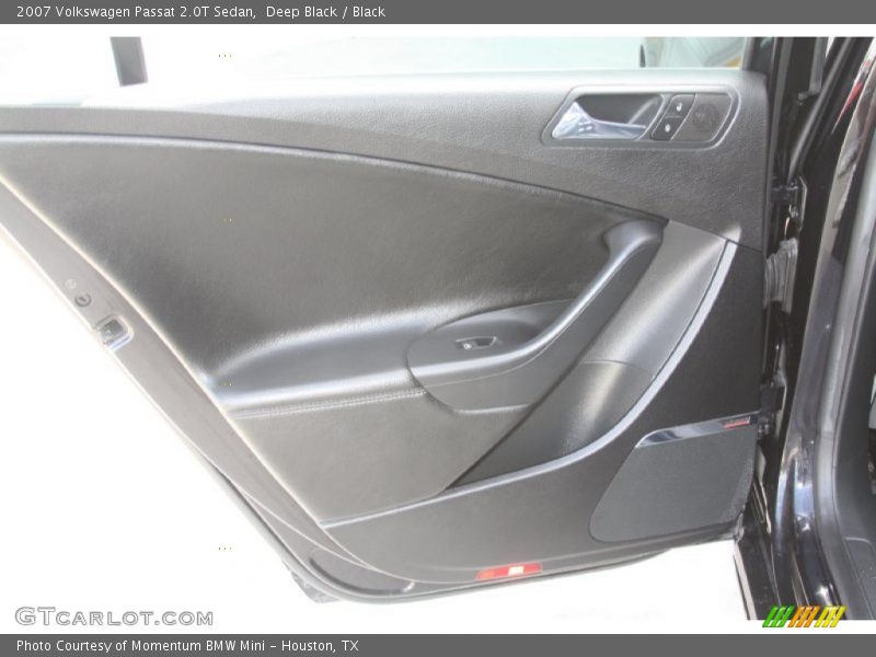 Deep Black / Black 2007 Volkswagen Passat 2.0T Sedan