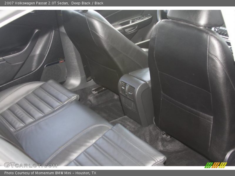 Deep Black / Black 2007 Volkswagen Passat 2.0T Sedan