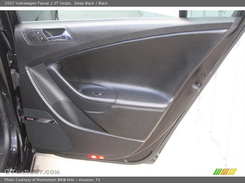 Deep Black / Black 2007 Volkswagen Passat 2.0T Sedan