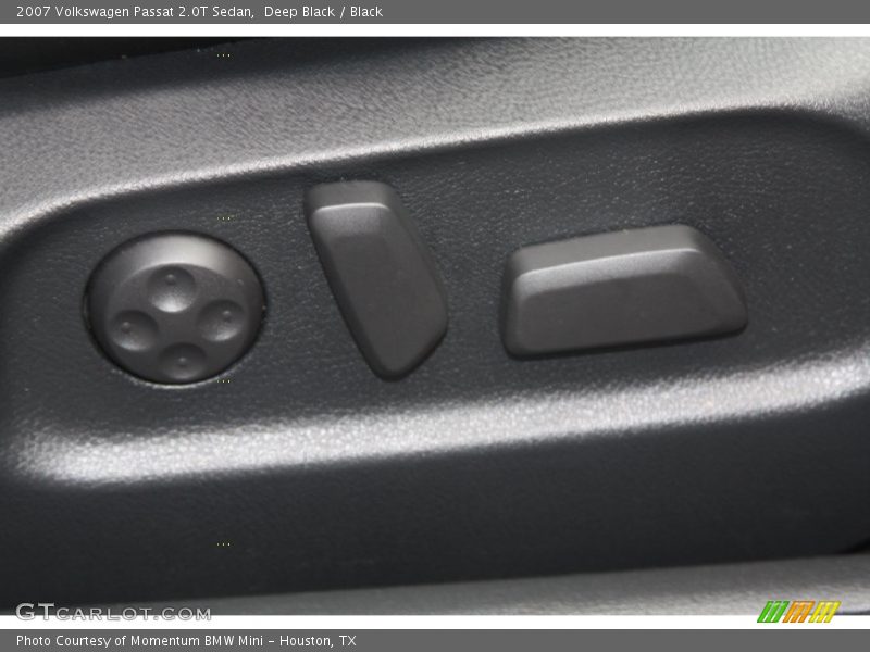 Deep Black / Black 2007 Volkswagen Passat 2.0T Sedan