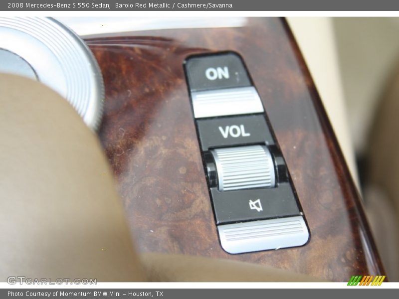 Controls of 2008 S 550 Sedan
