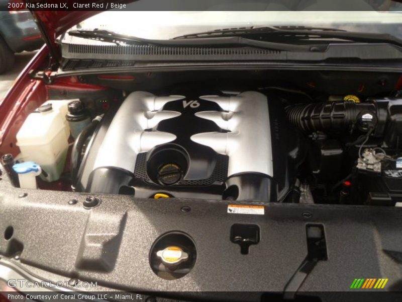 Claret Red / Beige 2007 Kia Sedona LX