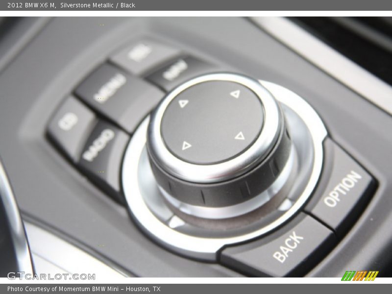 Silverstone Metallic / Black 2012 BMW X6 M