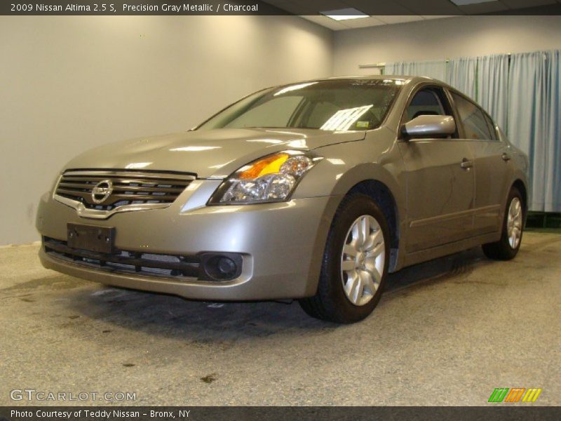 Precision Gray Metallic / Charcoal 2009 Nissan Altima 2.5 S