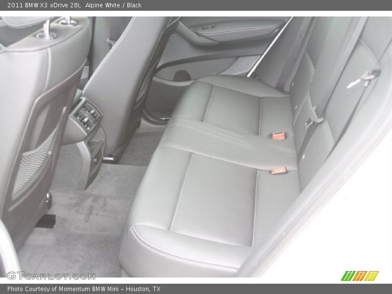 Alpine White / Black 2011 BMW X3 xDrive 28i