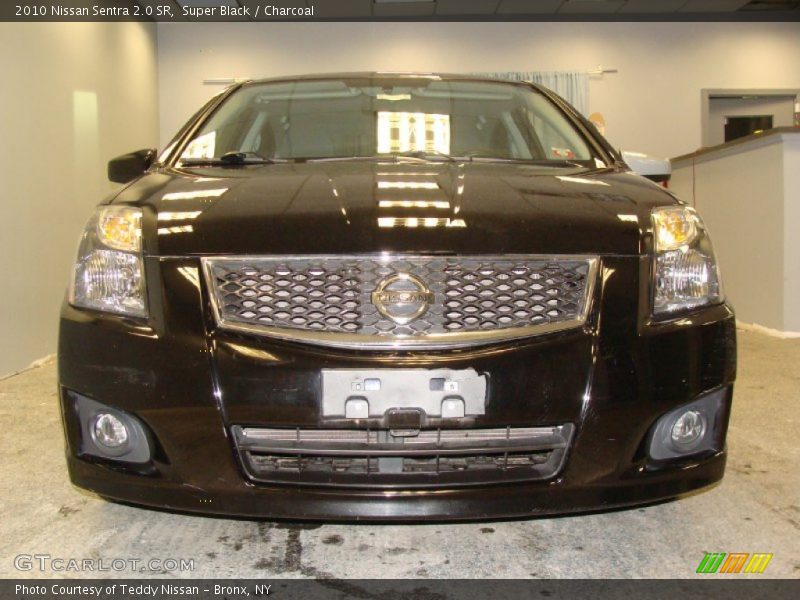 Super Black / Charcoal 2010 Nissan Sentra 2.0 SR