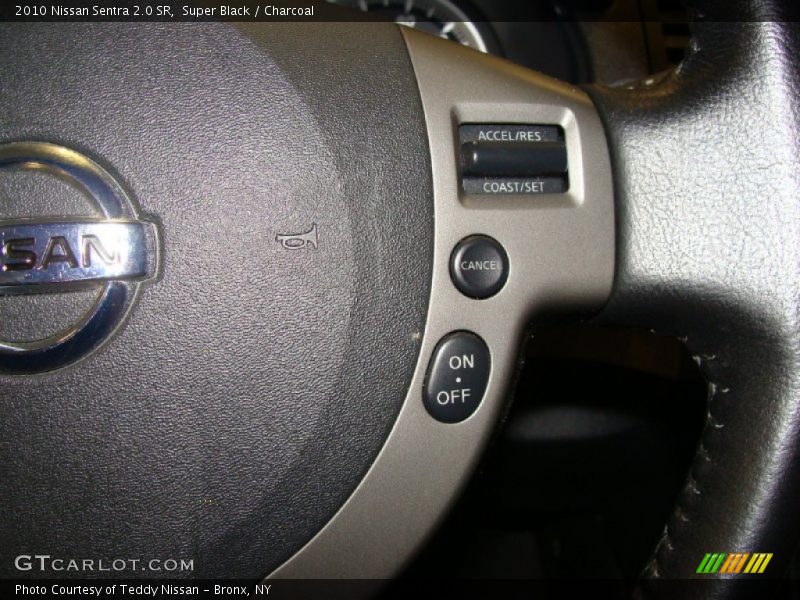 Super Black / Charcoal 2010 Nissan Sentra 2.0 SR