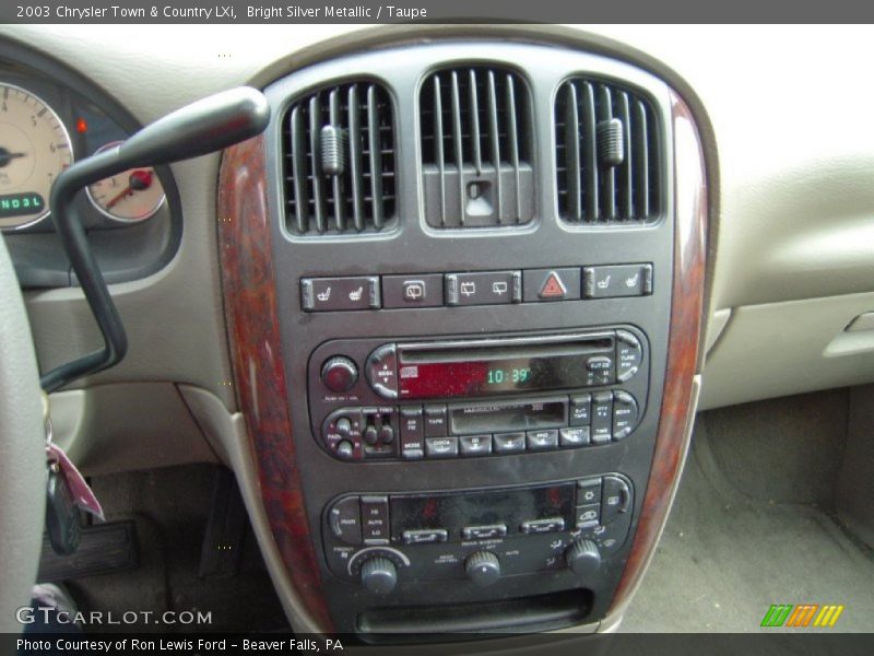 Bright Silver Metallic / Taupe 2003 Chrysler Town & Country LXi