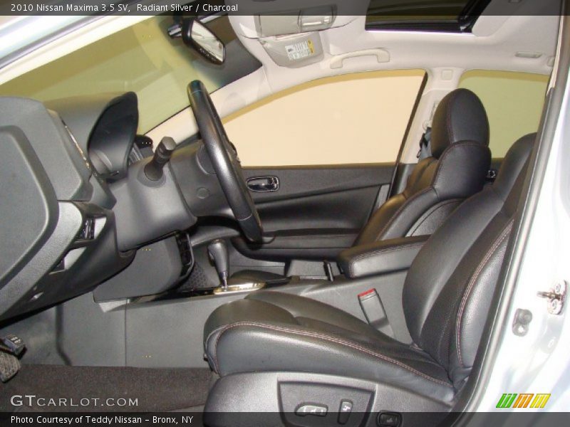 Radiant Silver / Charcoal 2010 Nissan Maxima 3.5 SV