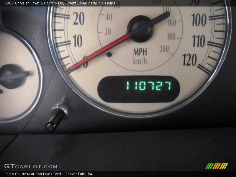 Bright Silver Metallic / Taupe 2003 Chrysler Town & Country LXi