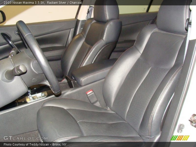 Radiant Silver / Charcoal 2010 Nissan Maxima 3.5 SV