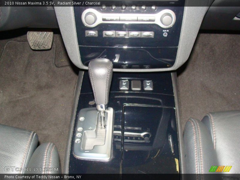 Radiant Silver / Charcoal 2010 Nissan Maxima 3.5 SV