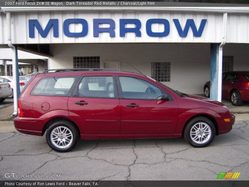 Dark Toreador Red Metallic / Charcoal/Light Flint 2007 Ford Focus ZXW SE Wagon