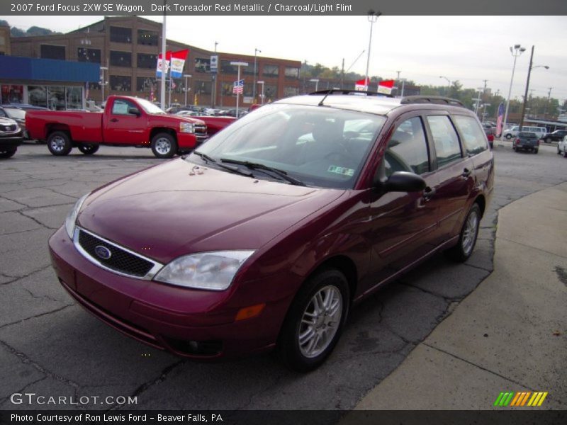 Dark Toreador Red Metallic / Charcoal/Light Flint 2007 Ford Focus ZXW SE Wagon