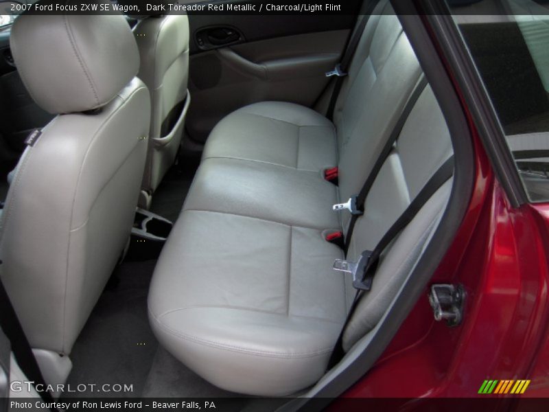 Dark Toreador Red Metallic / Charcoal/Light Flint 2007 Ford Focus ZXW SE Wagon