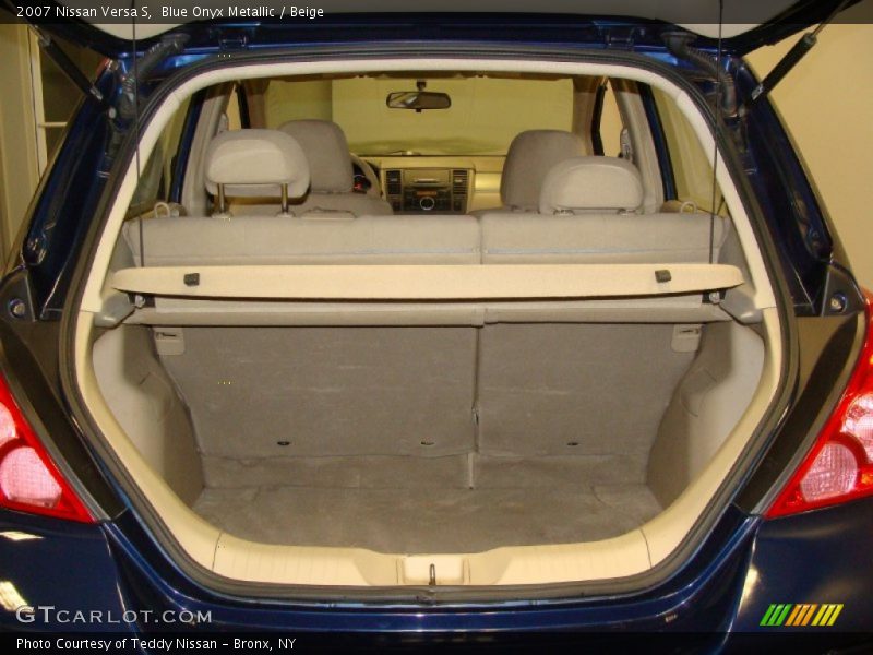Blue Onyx Metallic / Beige 2007 Nissan Versa S